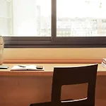 ホテル イビス ラック
