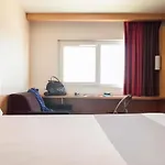 ホテル イビス ラック ボルドー