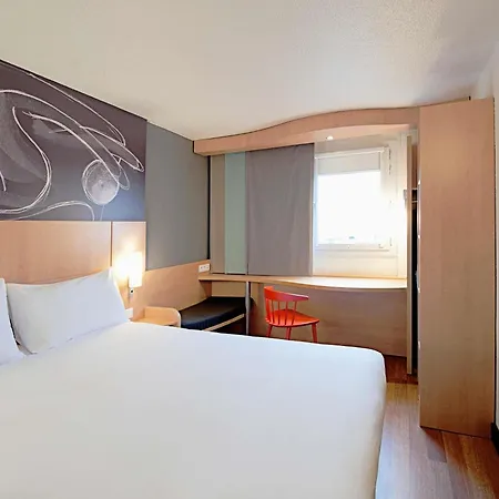 Ibis Hotel Bordeaux