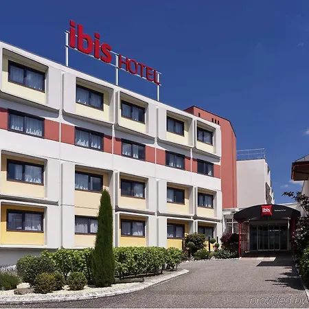 Ibis Hotel Bordeaux