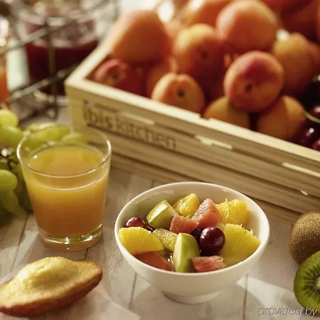 Ibis Hotel 3*