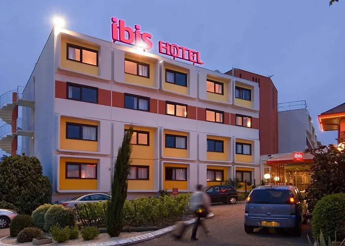 Ibis Hotell 3*